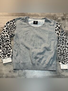 FOX Grey Sweatshirt with Black & White Leopard Sleeves, Size Large